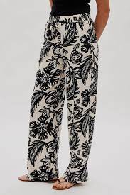 Women's wide-leg pants